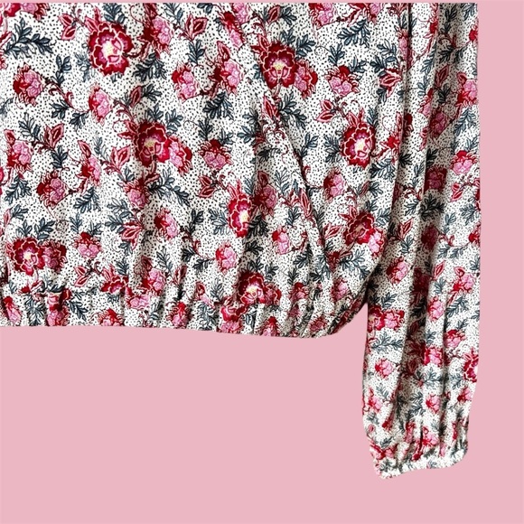 LOFT Pink & White Floral Long sleeved Top Blouse Size M Like New - Picture 8 of 10